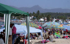 Space is limited on the baches of Rincon de Guayabetos