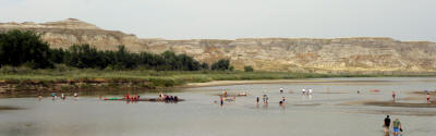 Dinosaurs, Hoodoos and Badlands The Royal Tyrrell Museum, and Alberta's Badlands, Canada Photgraphy by Bill Bell