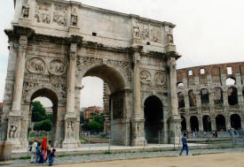 Roman coliseum More Italy - Rome, Florence, Venice,  Ancient Roman towns ...photography by Bill Bell