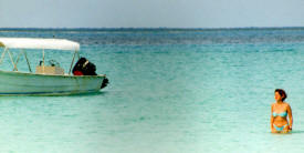 Strolling the beah Isla Mujeres Quintana Roo, Mexico Photography by Bill Bel